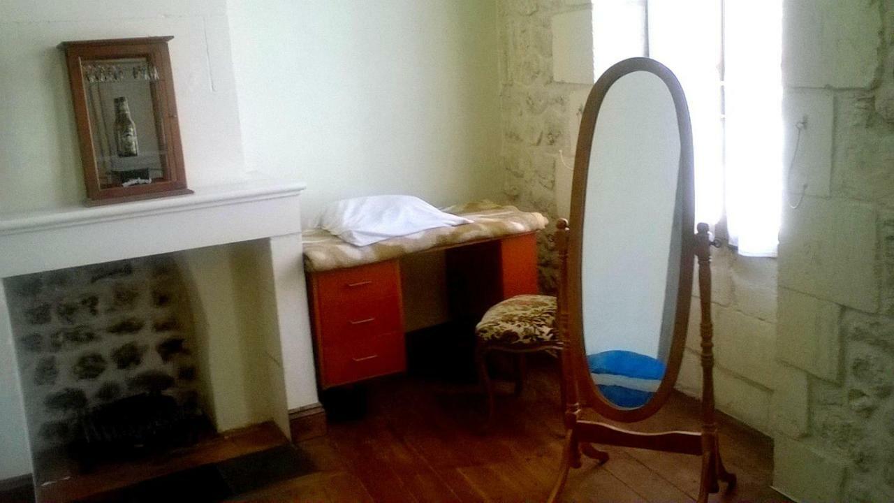 La Maison De L'Aubepin Saint-Savinien Ngoại thất bức ảnh